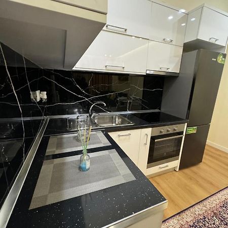 Altair Apartment Тирана Экстерьер фото